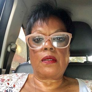 Meet your Posher, Gail